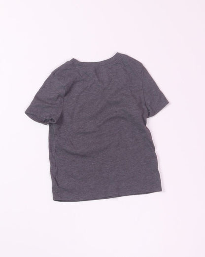 Gray Old Navy T-shirt, 4T