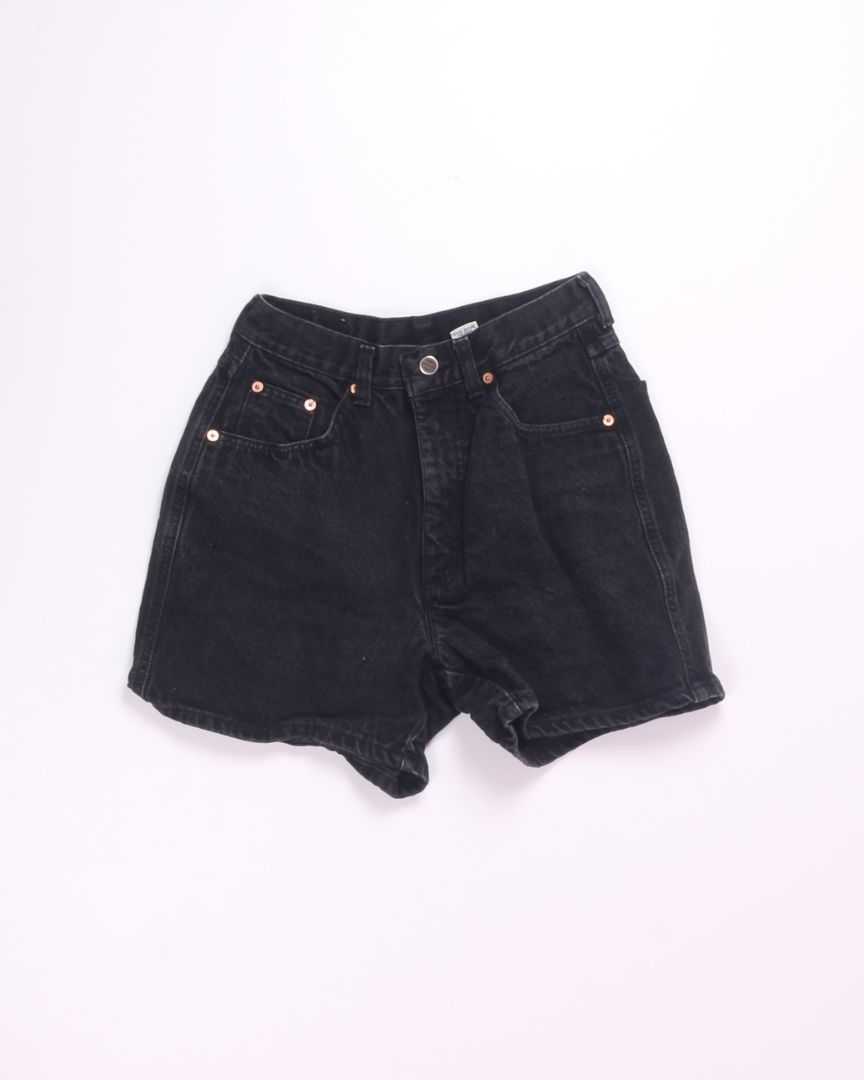 Black Nuovo Denim Shorts, 7/8