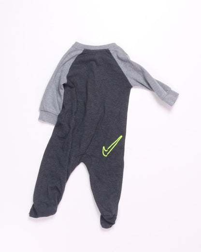 Black Nike Sleeper, 6M