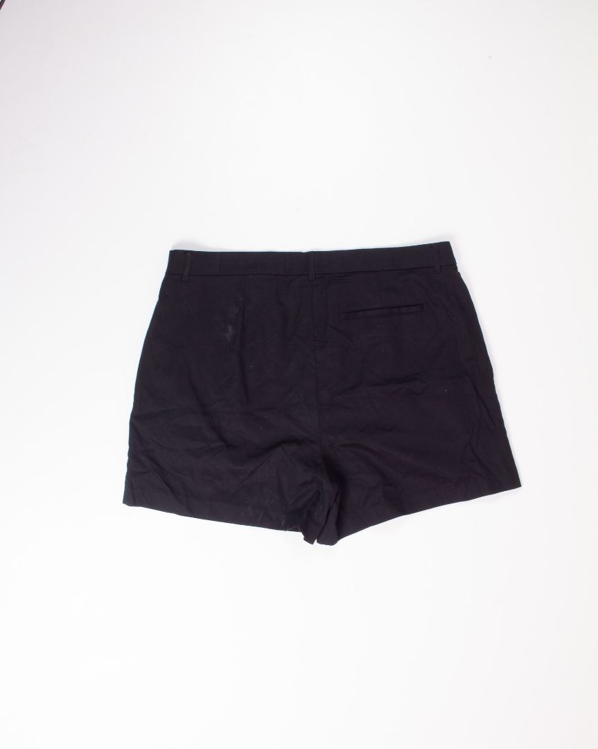 Black Old Navy Trouser Shorts, XL