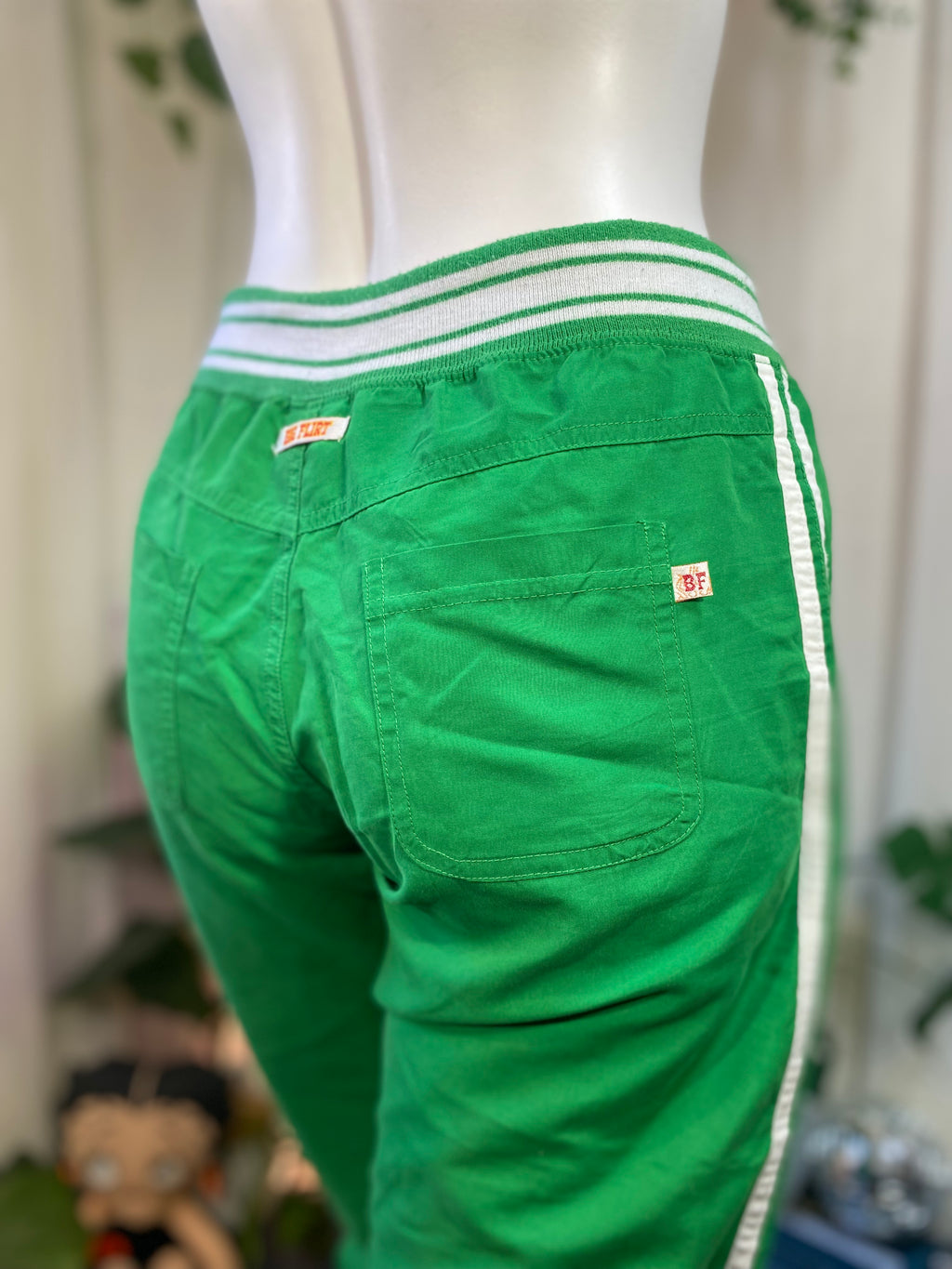Green Big Flirt Track Pants, M
