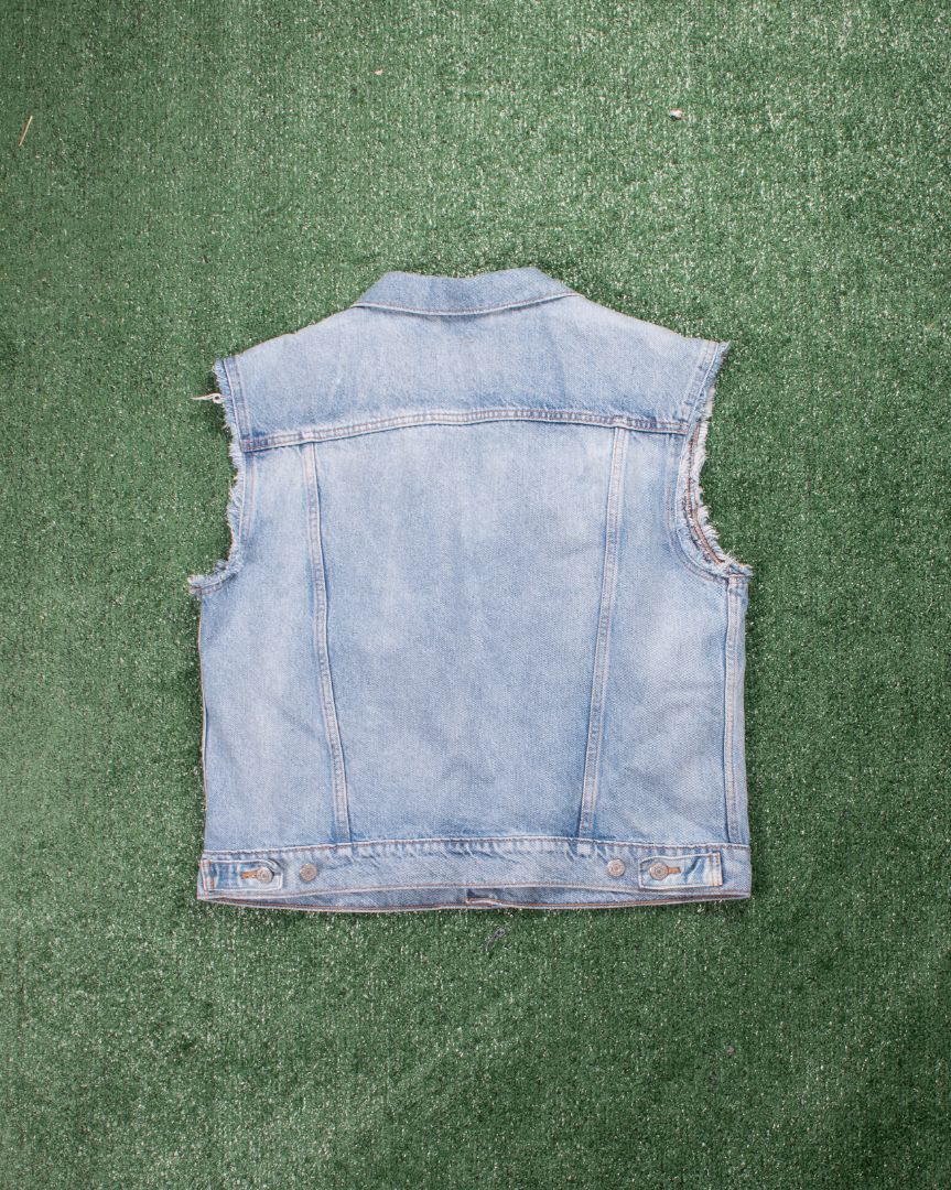 Lightwash Levi's Denim Vest, L