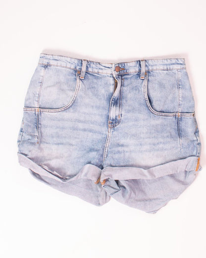 Lightwash BDG Denim Shorts, 32