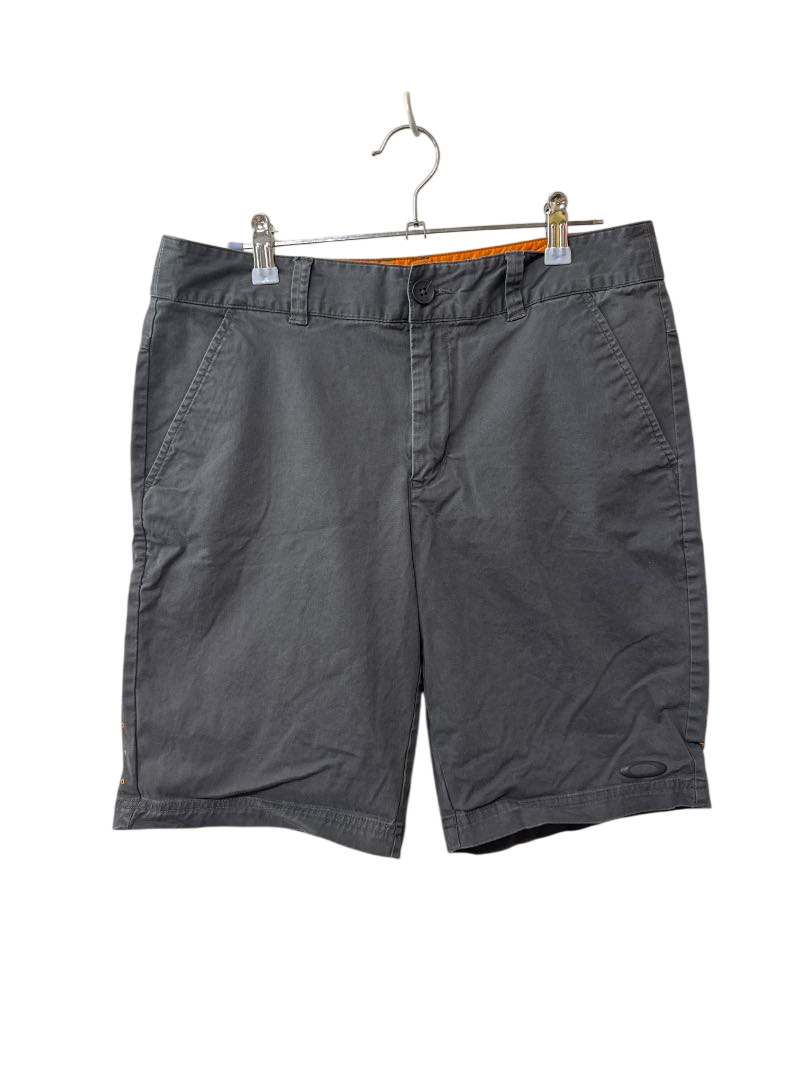 Oneil Knee-Length Shorts