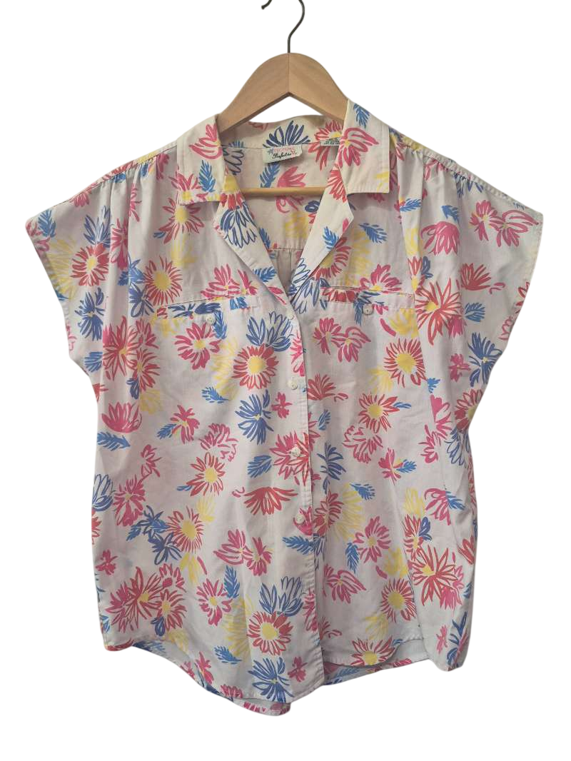 Picture Perfection Floral Button-Up Vintage