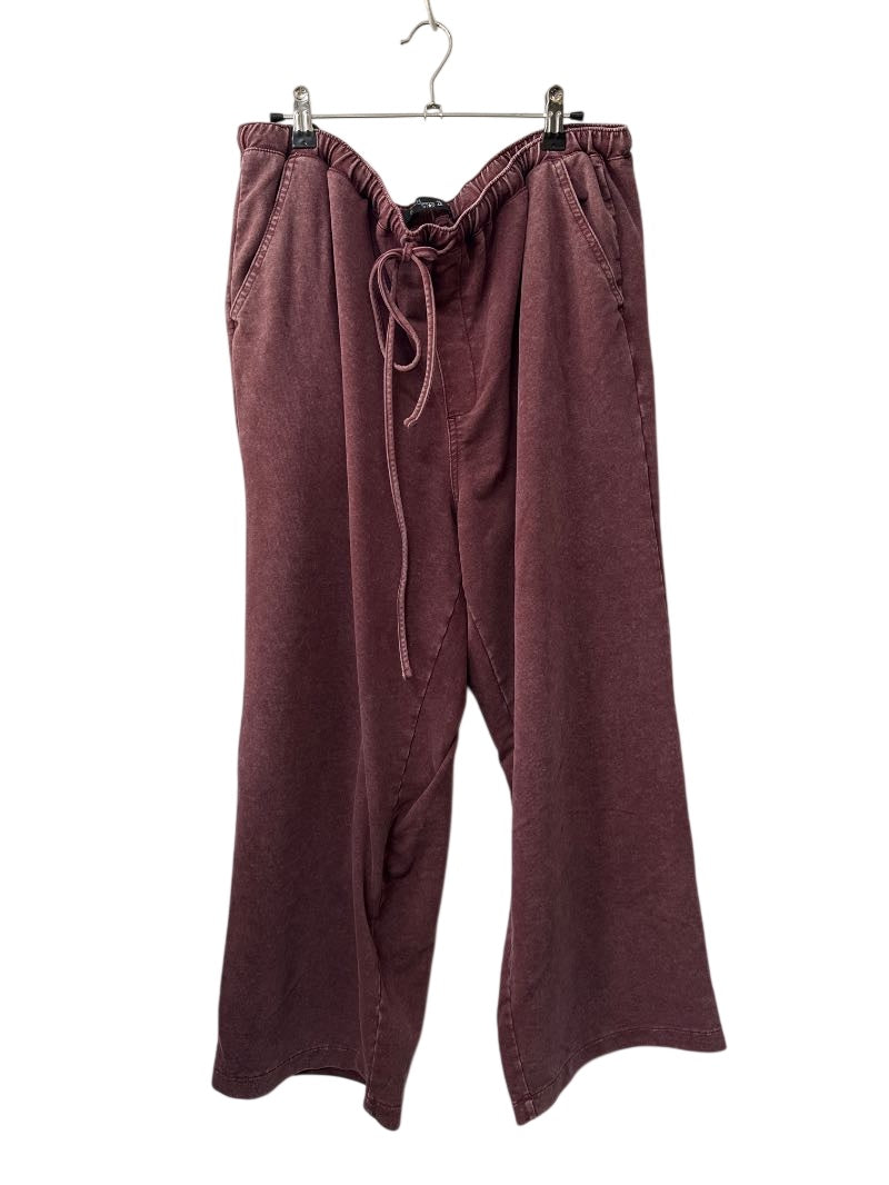Stitch Star Wide Leg Pants