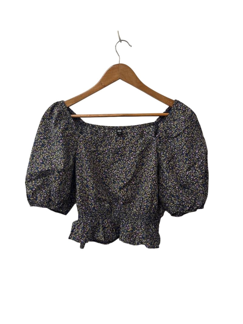 Uni Qlu Puff Sleeve Short Sleeves