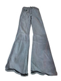 Universal Thread Flared Leg Jeans