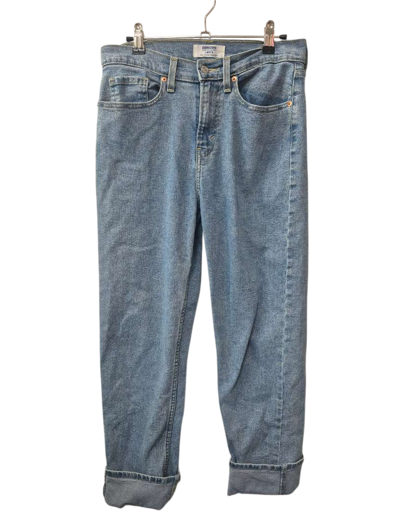 Levis Straight Leg Jeans
