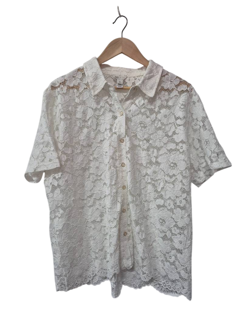Cato Lace Button-Up Short Sleeves