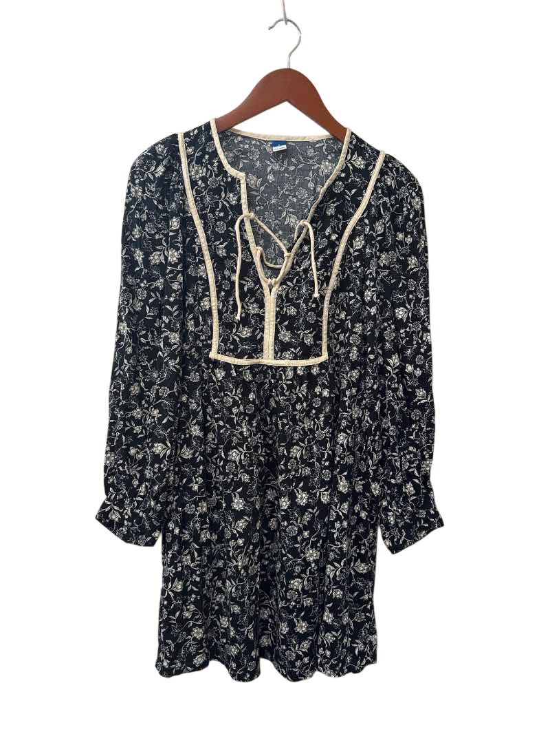 Old Navy Floral Tie-Neck Dresses