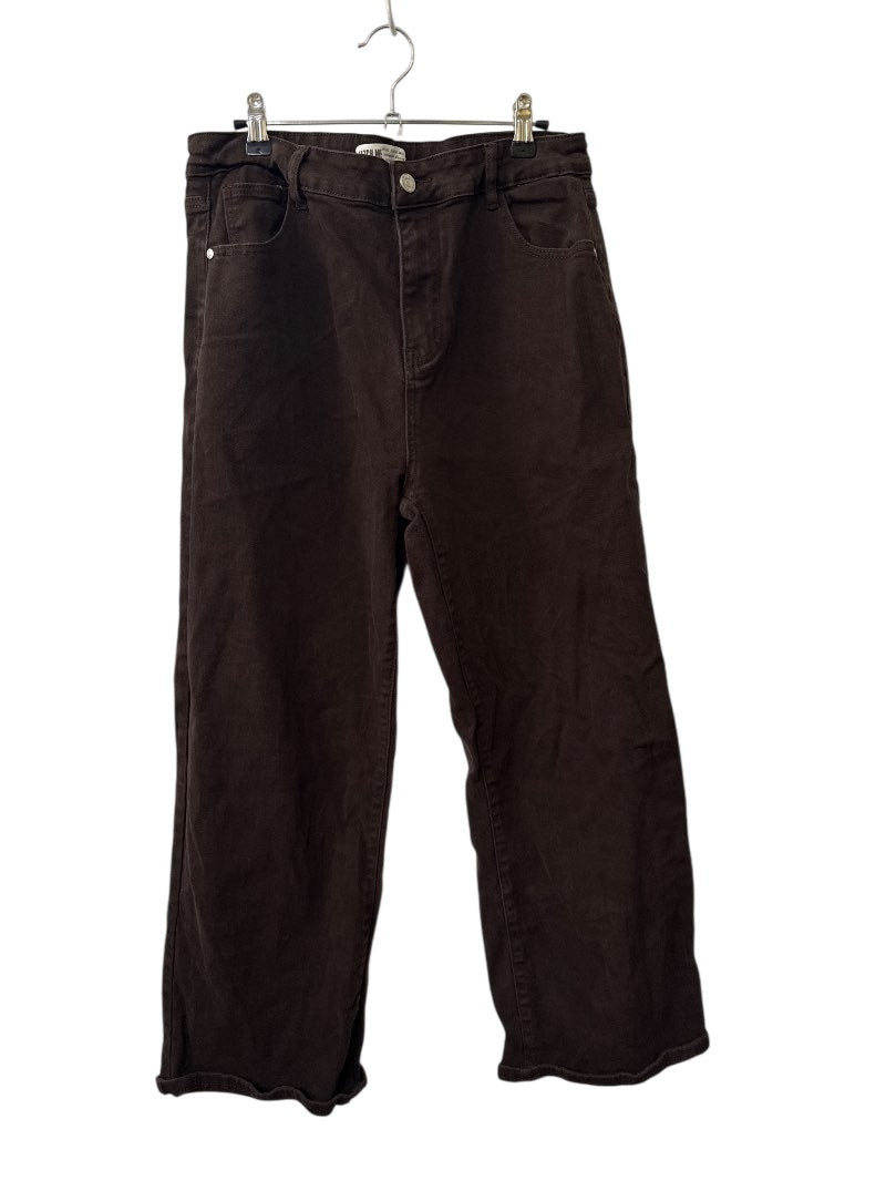 Katch Me Straight Leg Pants