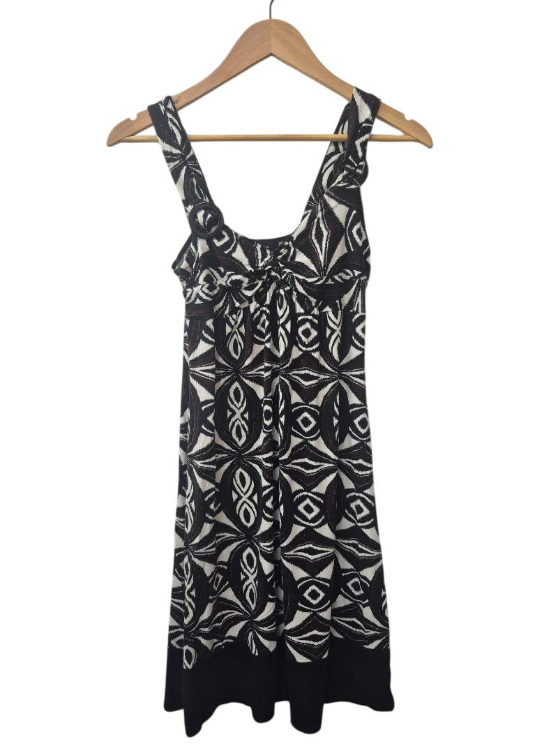 Karen Kane Sleeveless Printed Dresses