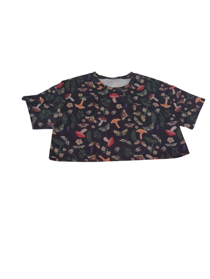 Romwe Cropped Patterned Short Sleeves