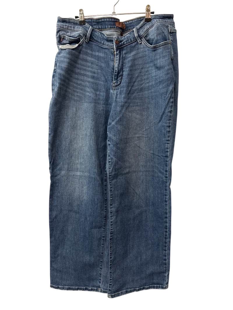Judy Blue Straight Leg Jeans