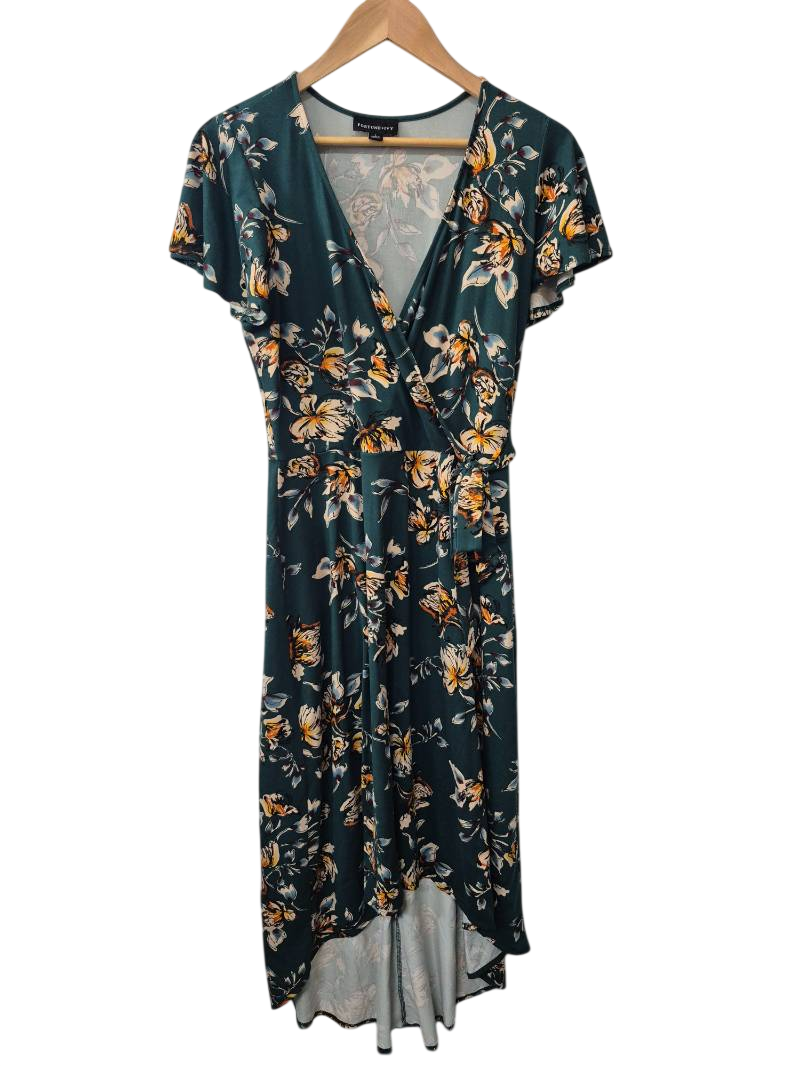 Fortune & Ivy Floral Wrap Dresses