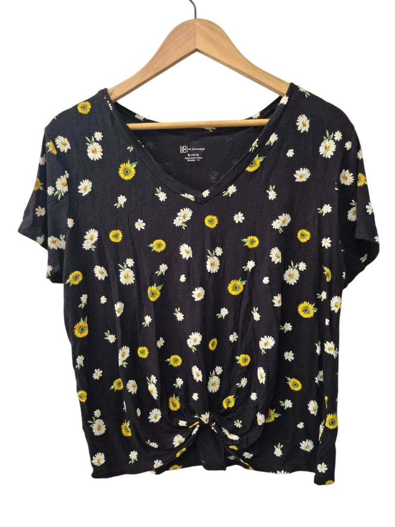 No Boundaries Knotted V-Neck Short Sleeves