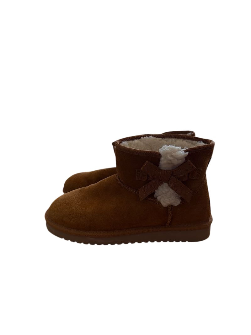Ugg Short Bow Boots