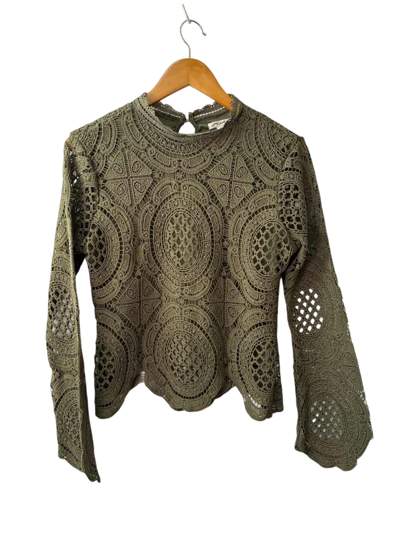 Ultra Pink Crochet Design Long Sleeves