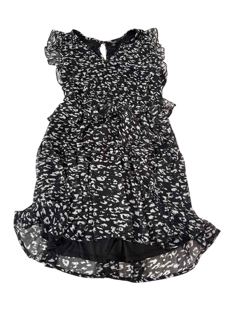 Simply Vera Ruffle Sleeveless Dresses