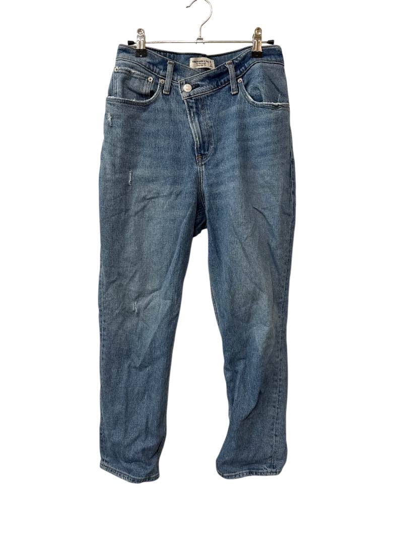 Aberceombie & Fitch Straight Leg Jeans