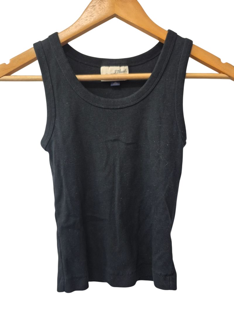 Universal Threas Ribbed Tank Tanks