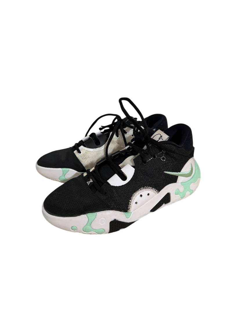 Nike athletic sneakers Sneakers