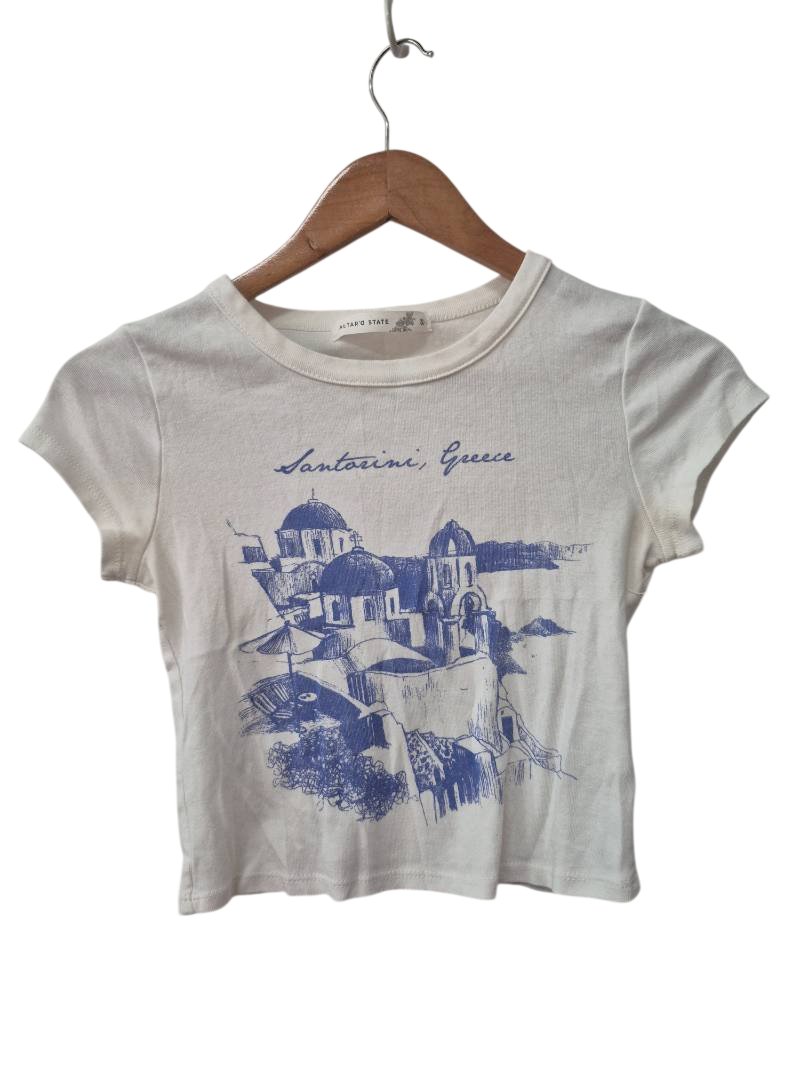 Altar’d State Graphic Tee Short Sleeves