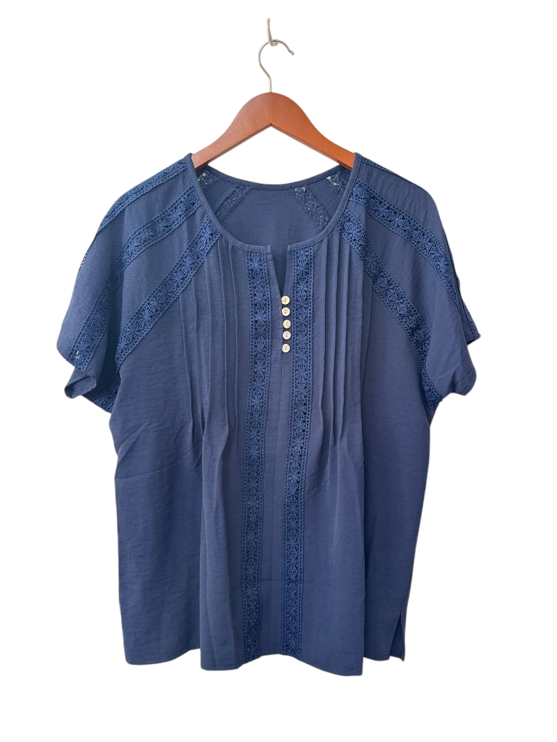 Lace Accent Tunic Short Sleeves