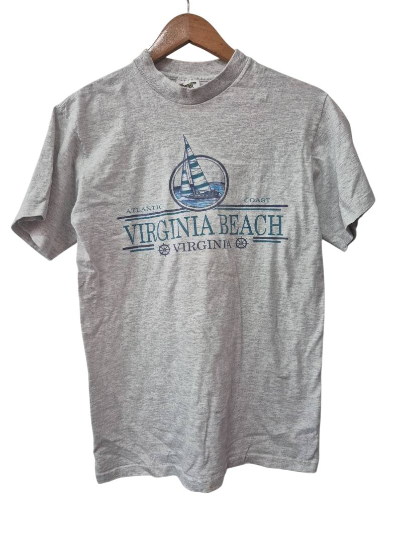 Traverse River Graphic T-shirt Vintage