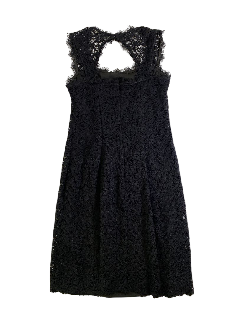 Scarlet Lace Sleeveless Dresses