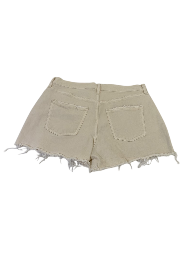Universal Thread Frayed Hem Shorts