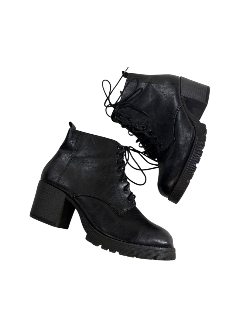Soda Lace-up ankle boots Boots