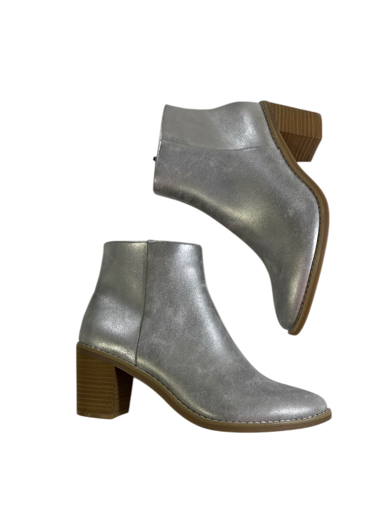 Universe Thread Ankle Boot Boots