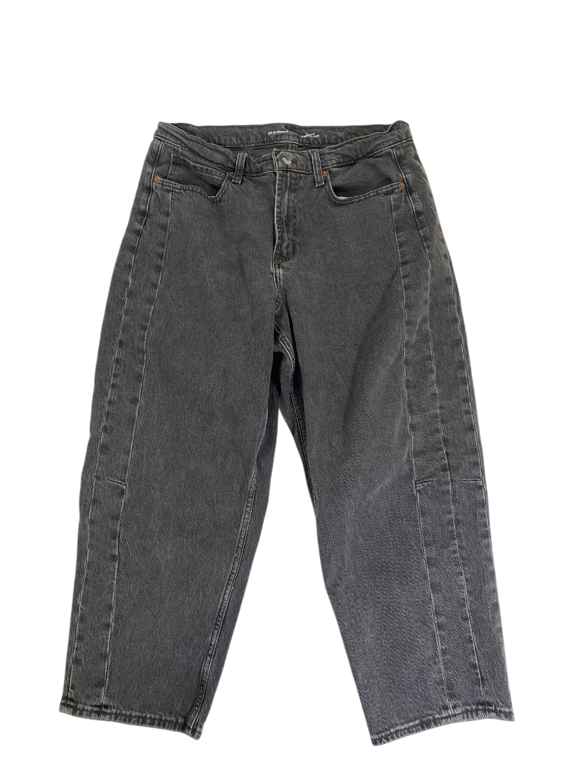 Old Navy  Straight Leg Jeans