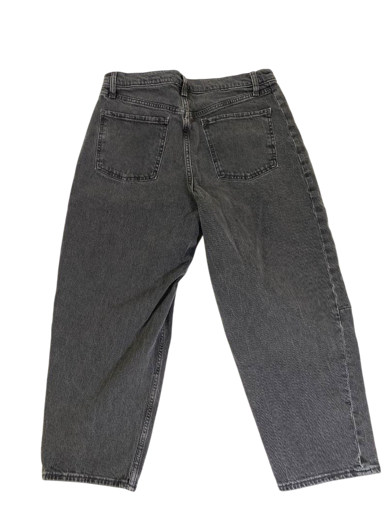 Old Navy  Straight Leg Jeans
