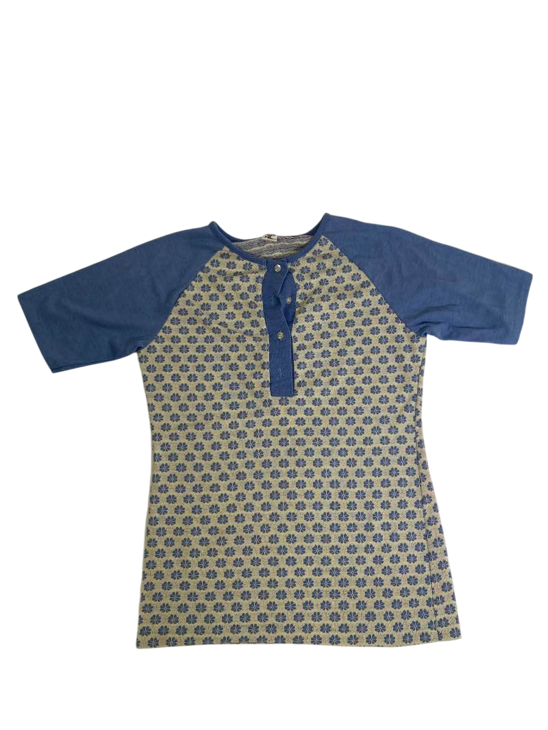 Fashion Wagon  Vintage Floral Henley Top Vintage