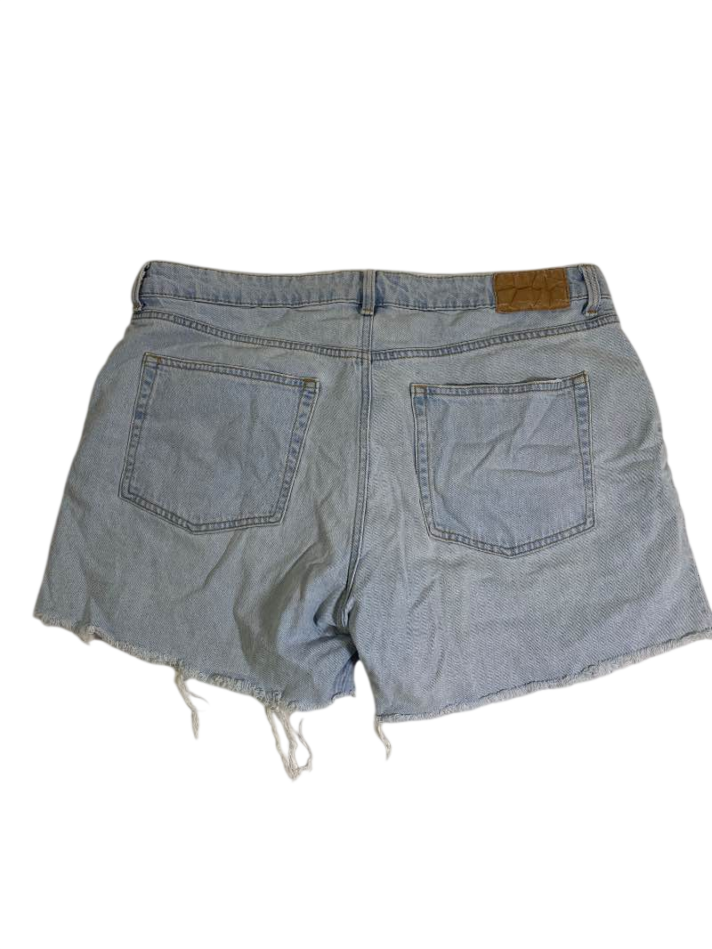 H&M Frayed Hem Shorts