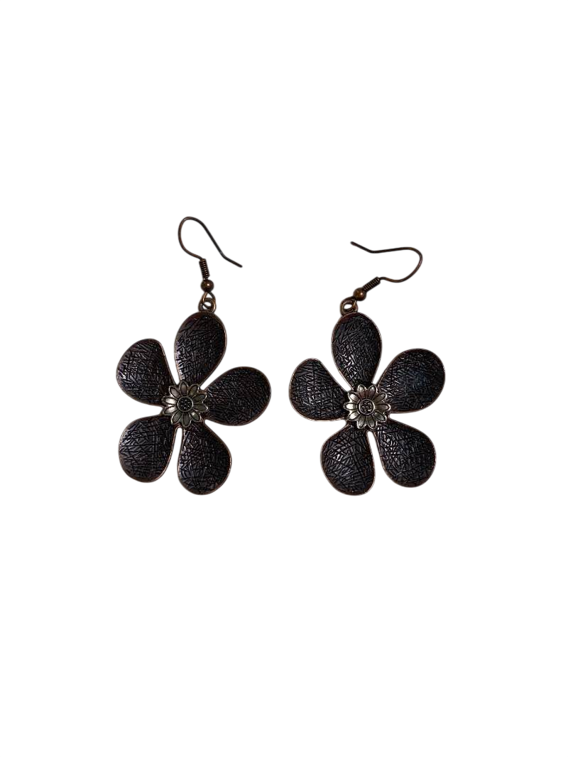 None Floral earrings Jewelry