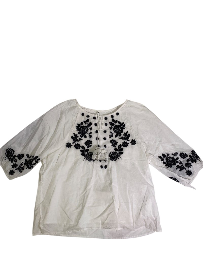 Lea & Nicole Embroidered blouse Long Sleeves