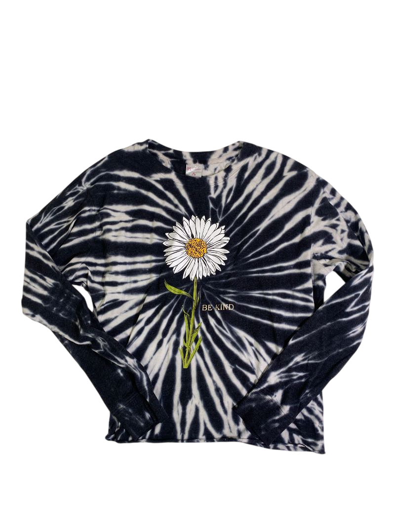 No Boundaries  Graphic Long Sleeves Long Sleeves