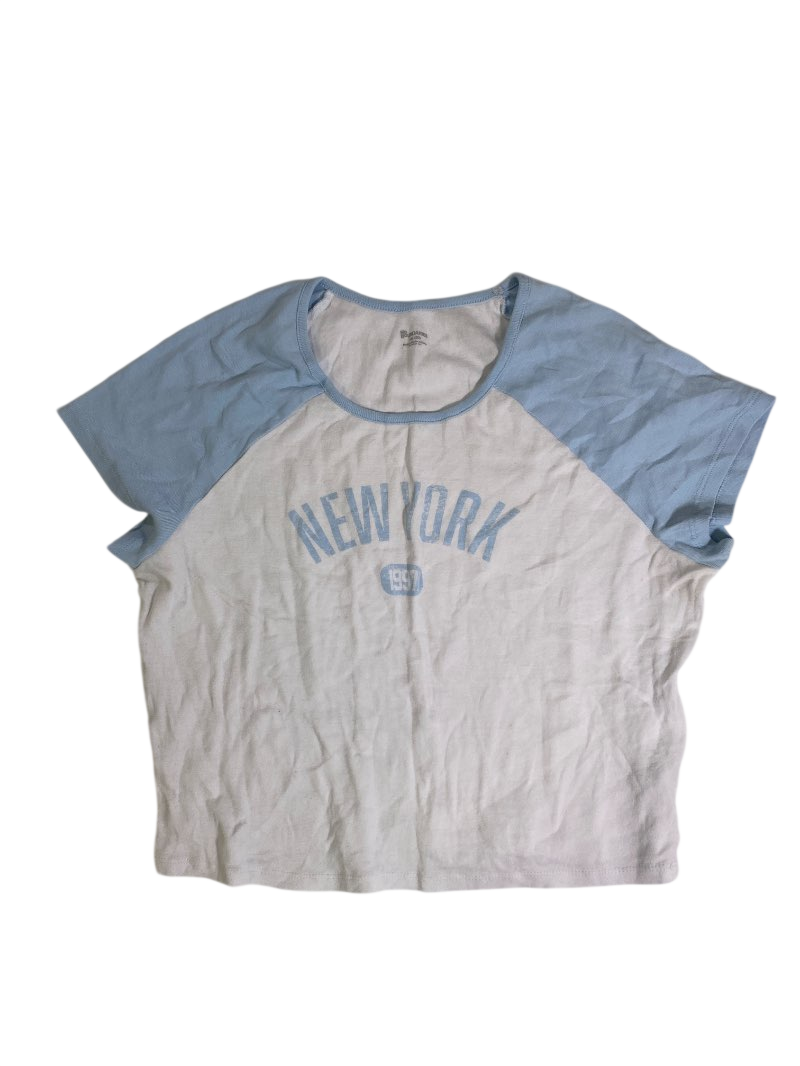 No Boundaries  Raglan Sleeve Graphic Tee Short Sleeves