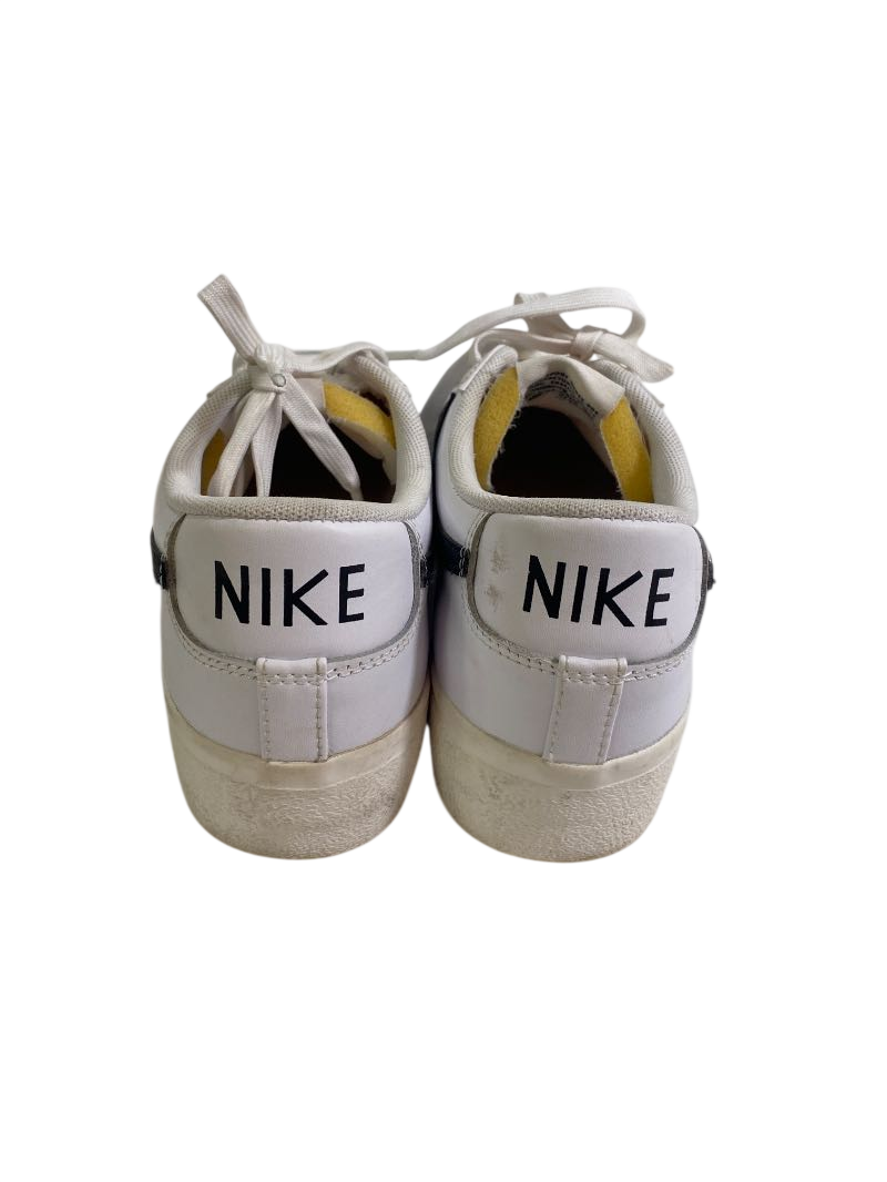 Nike  Low-top sneakers Sneakers