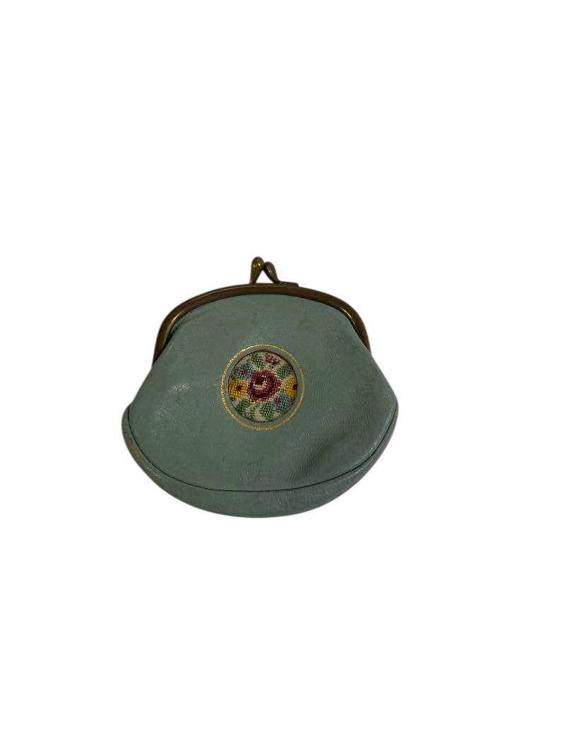 None Floral Embroidered Coin Purse Vintage