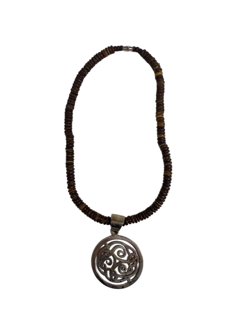 None Beaded Pendant Necklace Jewelry