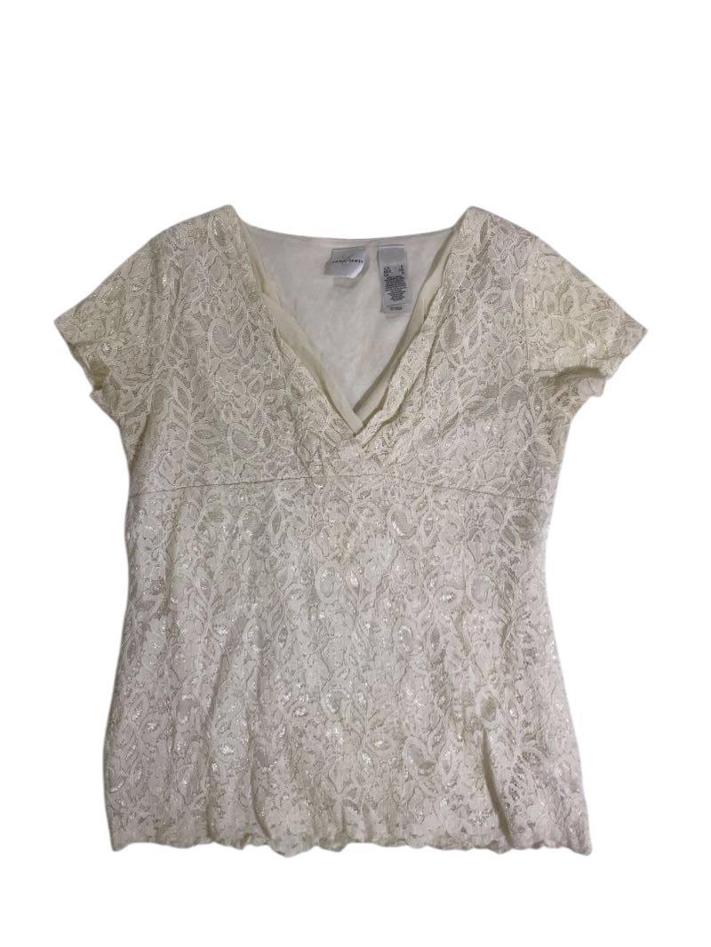 Emma James  V-neck lace top Short Sleeves