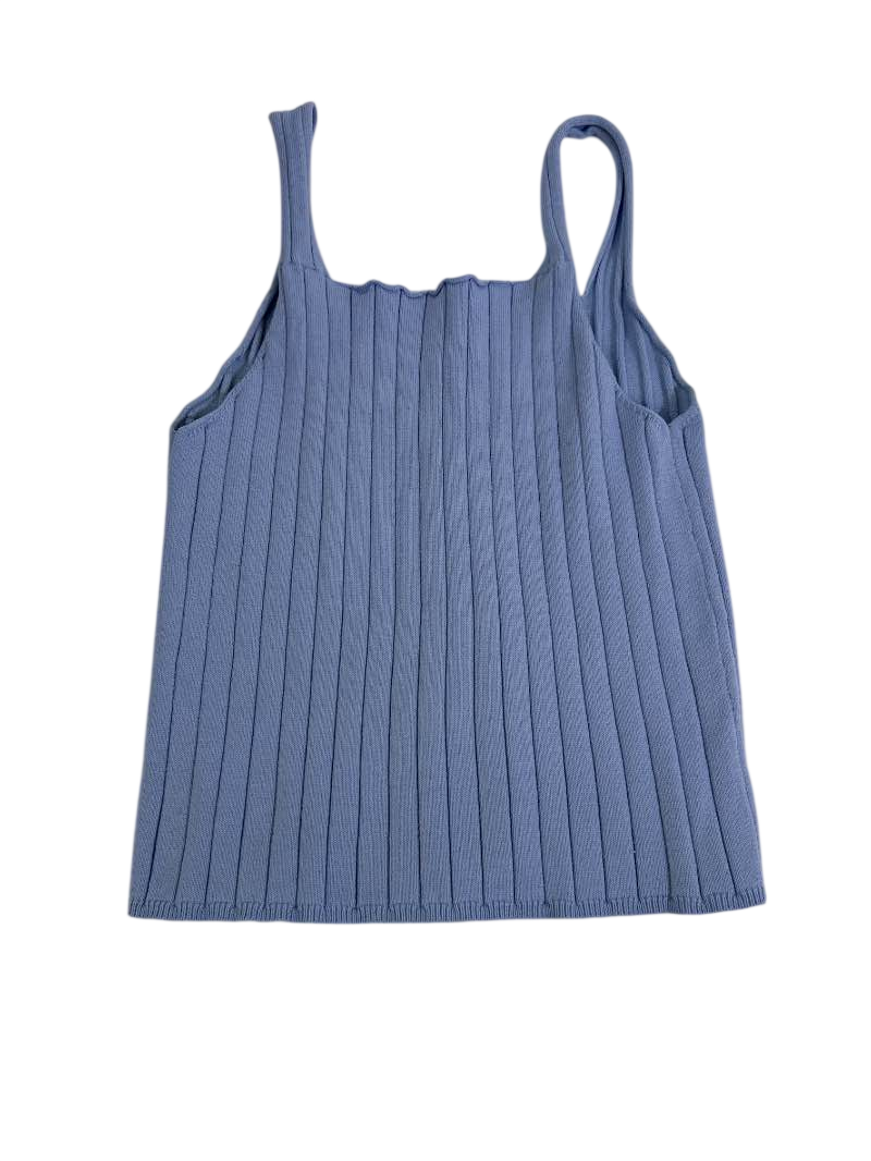 None Button-Up Tank Tanks