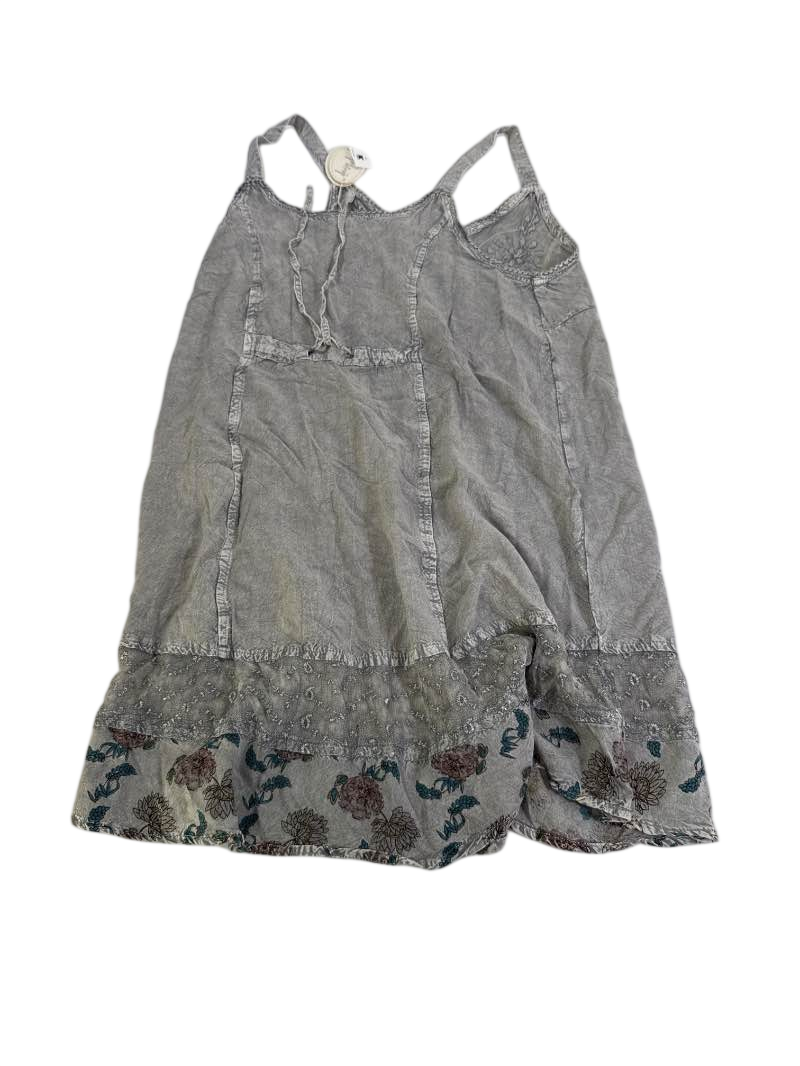 Daisy Island Sleeveless floral dress Dresses