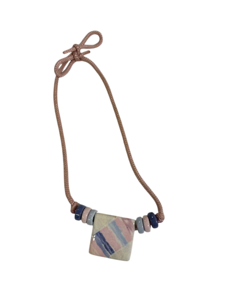 None Beaded necklace Jewelry