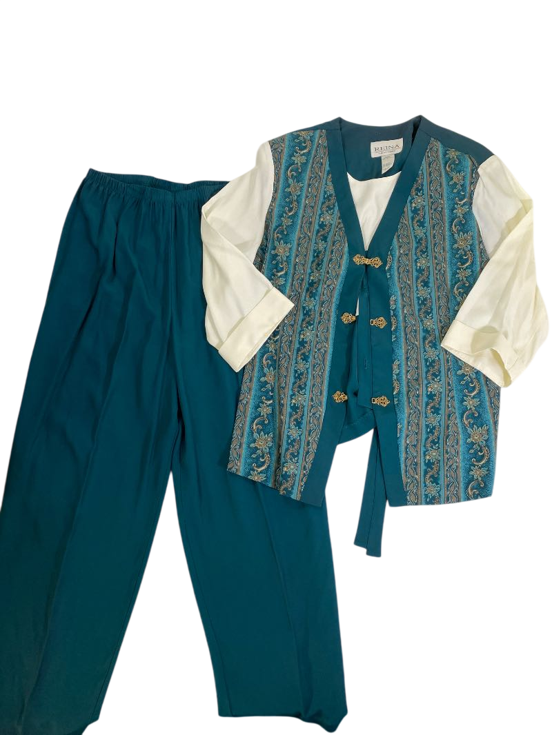 Reina  Vintage Embroidered Set Vintage